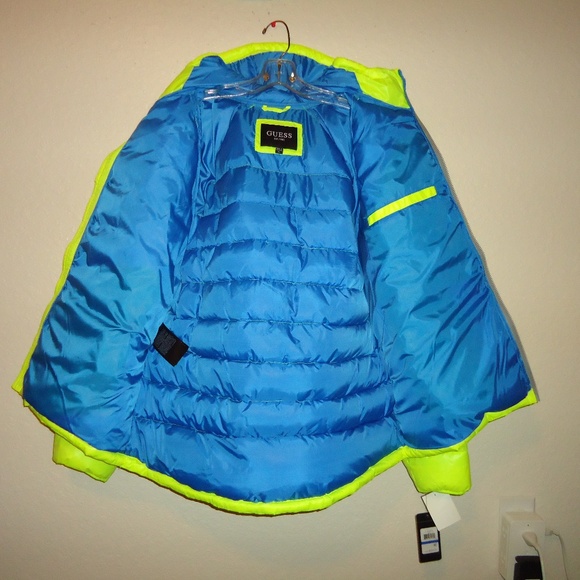 Guess Logo Puffer Hooded Jacket 111AN210 Neon Yellow Men's Size X-Large - Picture 5 of 15